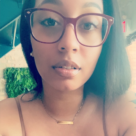 Meet your Posher, AmberJ. - Picture 3 of 5